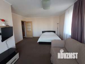 1-к квартира, посуточно, 32м2, 5/5 этаж