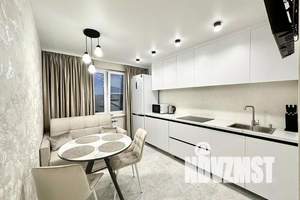 2-к квартира, посуточно, 50м2, 11/16 этаж