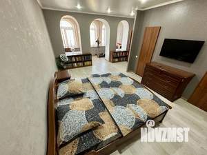 2-к квартира, посуточно, 80м2, 4/4 этаж