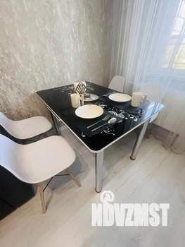 1-к квартира, посуточно, 44м2, 1/1 этаж