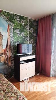 1-к квартира, посуточно, 42м2, 9/10 этаж