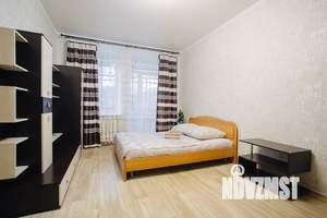 1-к квартира, посуточно, 37м2, 3/5 этаж