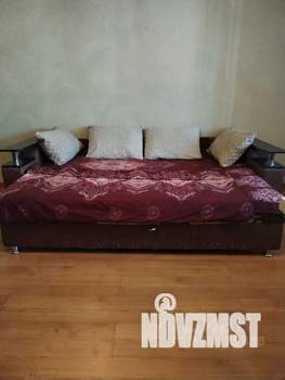 Студия квартира, посуточно, 30м2, 10/10 этаж