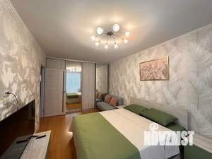 1-к квартира, посуточно, 35м2, 2/9 этаж