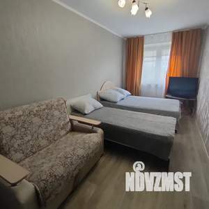 2-к квартира, посуточно, 44м2, 5/5 этаж