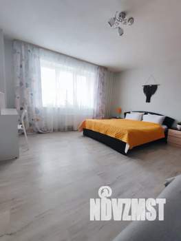 1-к квартира, посуточно, 42м2, 5/17 этаж