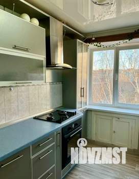 2-к квартира, посуточно, 49м2, 5/5 этаж