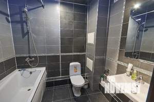 Студия квартира, посуточно, 40м2, 14/14 этаж