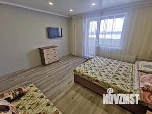 1-к квартира, посуточно, 44м2, 6/10 этаж