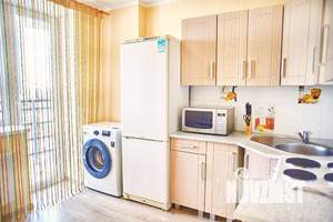 1-к квартира, посуточно, 56м2, 1/1 этаж