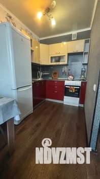 Студия квартира, посуточно, 24м2, 1/10 этаж