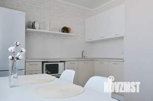 2-к квартира, посуточно, 39м2, 4/9 этаж