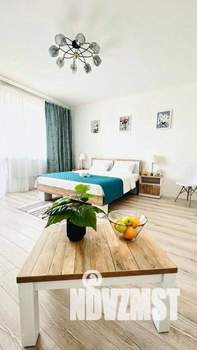 1-к квартира, посуточно, 41м2, 1/1 этаж