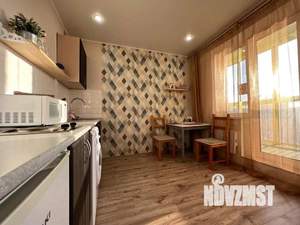 1-к квартира, посуточно, 40м2, 1/1 этаж