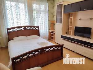1-к квартира, посуточно, 33м2, 3/5 этаж