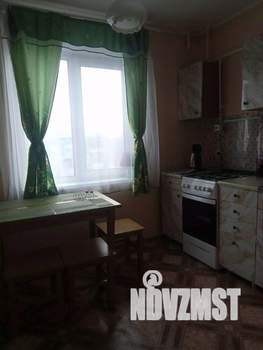 1-к квартира, посуточно, 37м2, 1/1 этаж