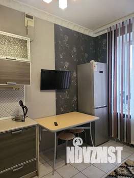 1-к квартира, посуточно, 43м2, 2/5 этаж