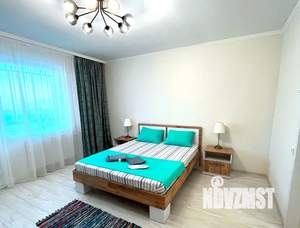 1-к квартира, посуточно, 42м2, 7/10 этаж