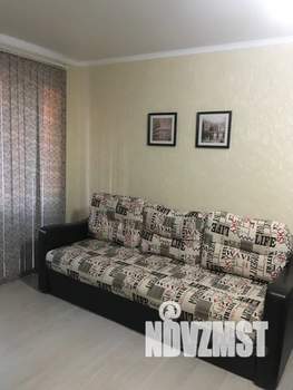 1-к квартира, посуточно, 32м2, 2/4 этаж