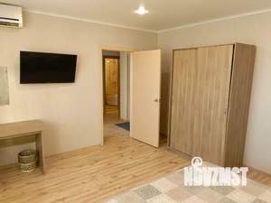 1-к квартира, посуточно, 42м2, 6/10 этаж