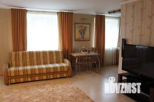 1-к квартира, посуточно, 43м2, 1/3 этаж