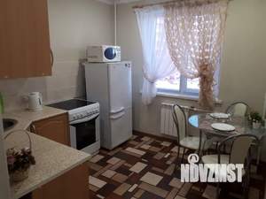 1-к квартира, посуточно, 33м2, 4/10 этаж