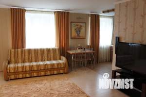 1-к квартира, посуточно, 43м2, 1/3 этаж