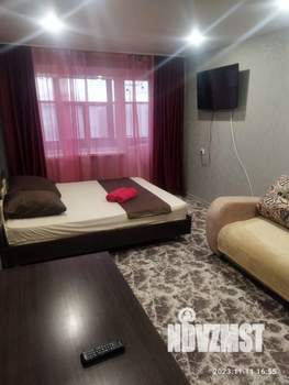 1-к квартира, посуточно, 32м2, 1/1 этаж