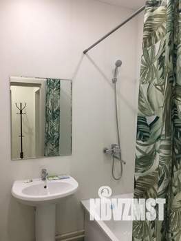 1-к квартира, посуточно, 40м2, 1/9 этаж