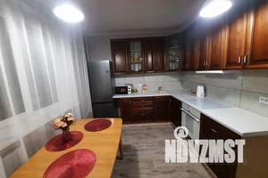 1-к квартира, посуточно, 46м2, 10/10 этаж