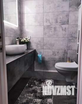 Студия квартира, посуточно, 38м2, 8/9 этаж