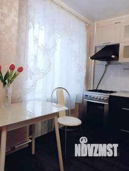 1-к квартира, посуточно, 31м2, 2/4 этаж