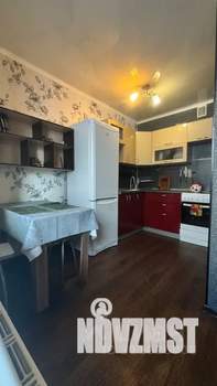 Студия квартира, посуточно, 24м2, 1/10 этаж