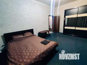 1-к квартира, посуточно, 33м2, 4/5 этаж