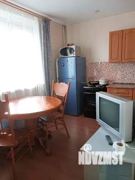 1-к квартира, посуточно, 41м2, 2/10 этаж