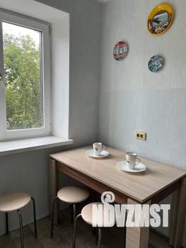 2-к квартира, посуточно, 44м2, 3/5 этаж