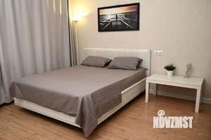 1-к квартира, посуточно, 45м2, 3/9 этаж