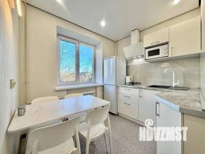 2-к квартира, посуточно, 49м2, 3/5 этаж