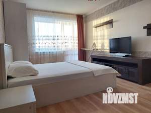 1-к квартира, посуточно, 36м2, 13/16 этаж