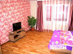 1-к квартира, посуточно, 43м2, 4/9 этаж