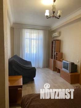 1-к квартира, посуточно, 50м2, 2/3 этаж