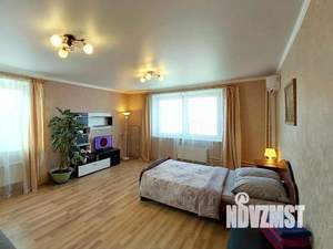 2-к квартира, посуточно, 70м2, 1/1 этаж