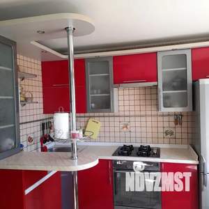 4-к квартира, посуточно, 64м2, 5/5 этаж