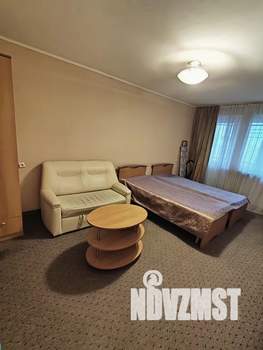 1-к квартира, посуточно, 32м2, 4/5 этаж