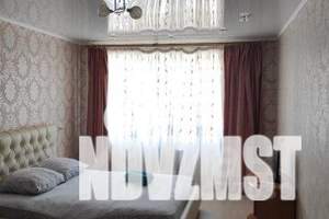 1-к квартира, посуточно, 43м2, 4/9 этаж