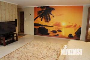 1-к квартира, посуточно, 43м2, 1/3 этаж