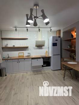 Студия квартира, посуточно, 42м2, 13/14 этаж