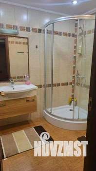 1-к квартира, посуточно, 52м2, 1/1 этаж