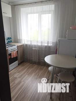 1-к квартира, посуточно, 37м2, 4/5 этаж