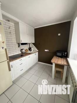 1-к квартира, посуточно, 33м2, 4/4 этаж